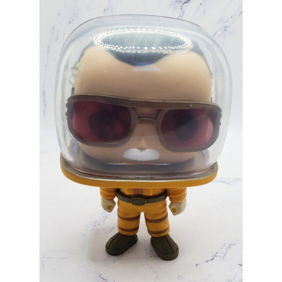 Funko Pop! 2019 NYCC Fall Convention Exclusive Stan Lee Astronaut #519 - Picture 3 of 16